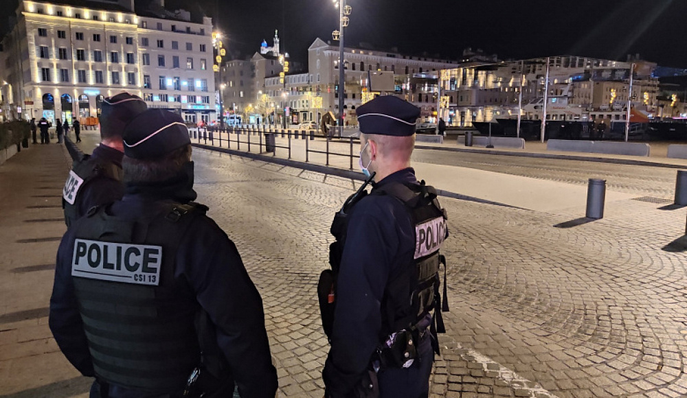 Во Франции задержаны двое подростков, планировавших теракты против евреев