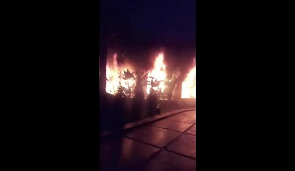 Дом премьер-министра Ливии подожгли протестующие против переговоров с Израилем